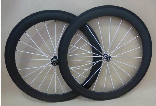 high quality popular chinese low price60mm Clincher 700c road bike carbon wheel