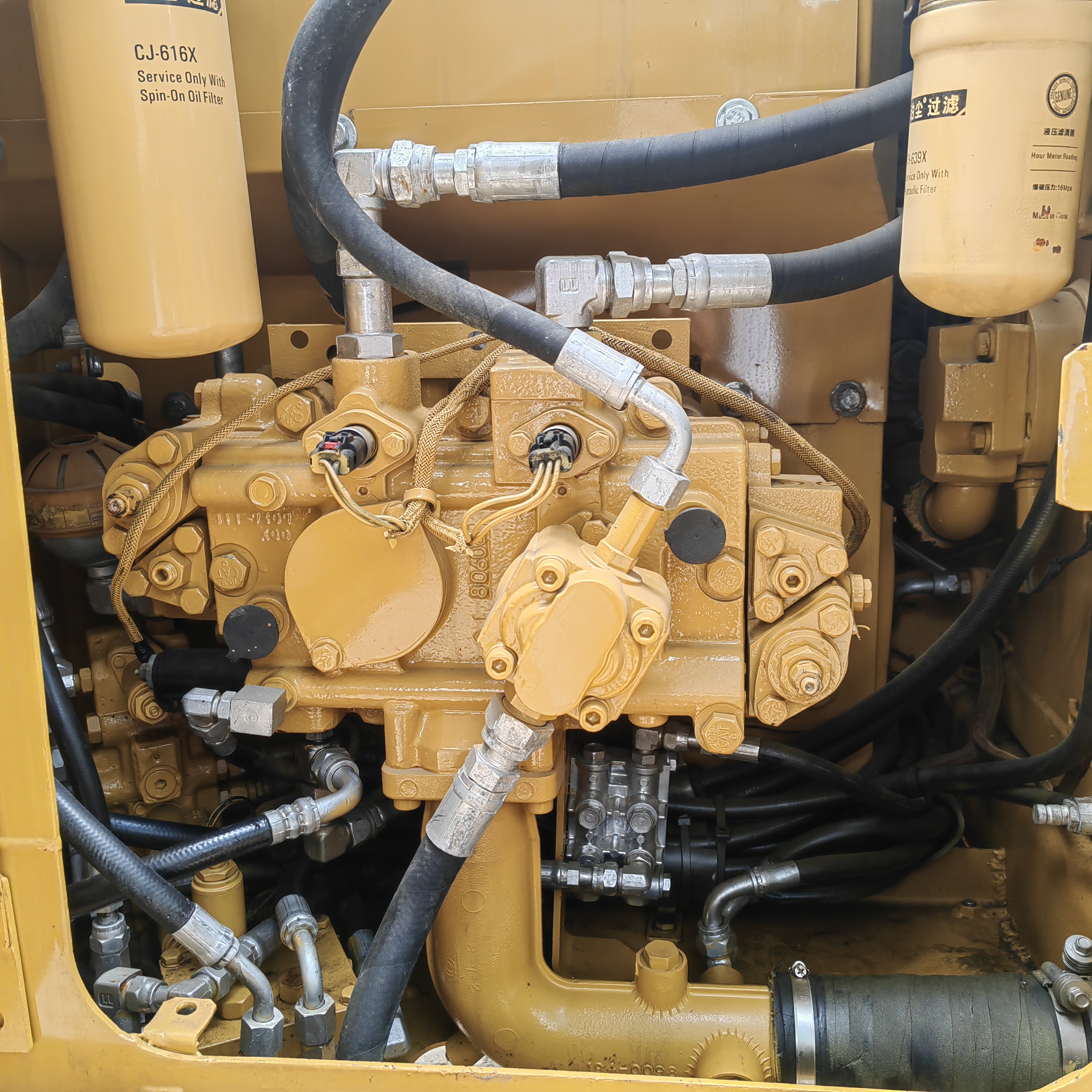 Used Cat312D2 Excavators Machine Original Hydraulic Cylinder and 12 KG Machine Weight