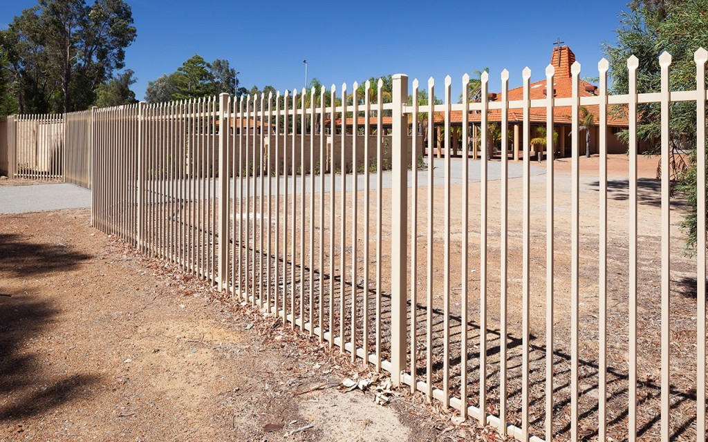 Outdoor Decorative Wrought Iron Garden Fencing