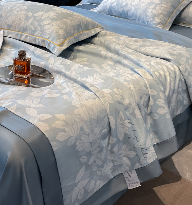 National Standards Color Fastness Grade Ice Silk Bedding Set Bed Cover Sheet for 2.0m Bed