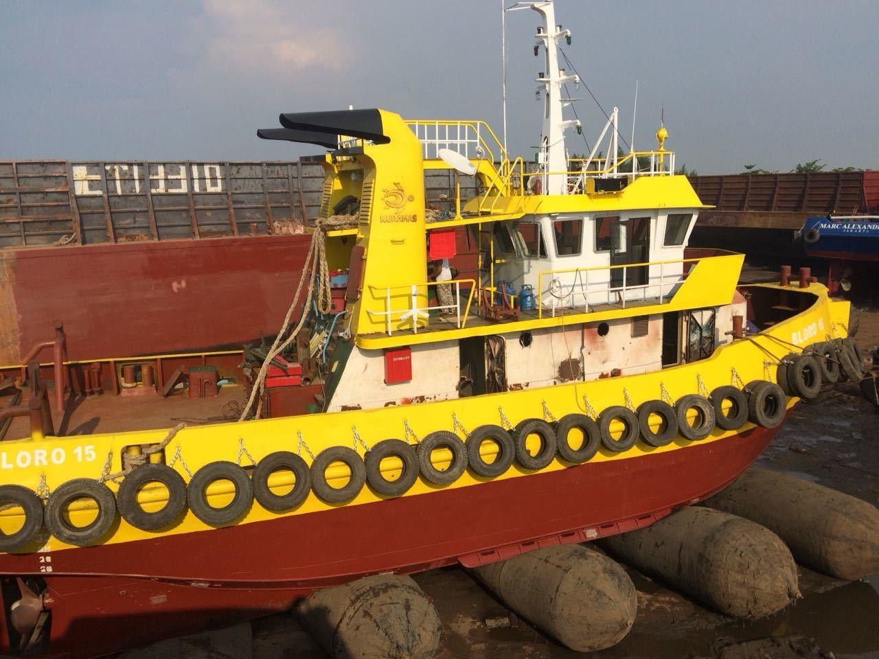 High Pressure D1.5m*L10m Marine Rubber Airbag For Ship Launching
