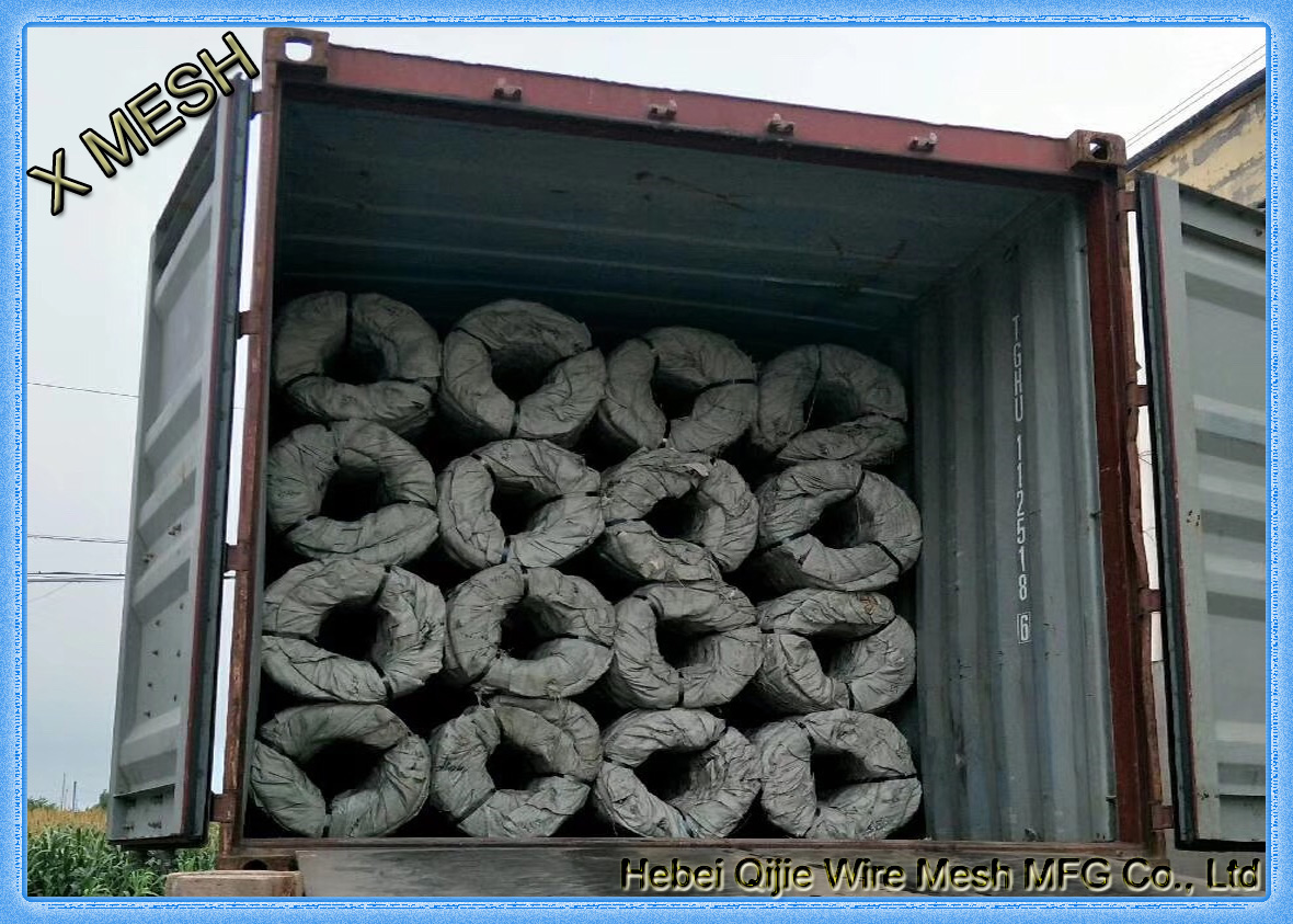 razor wire loading