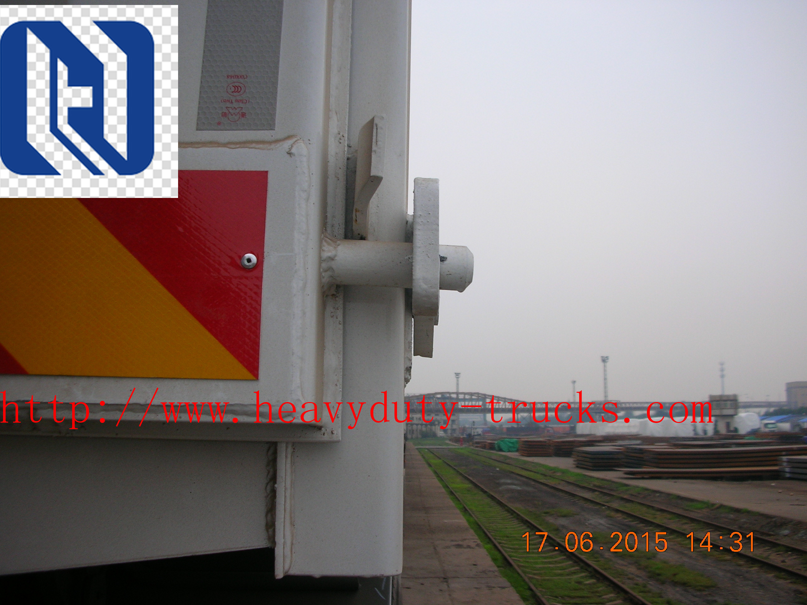 Sinotruck 40 Ton Dump Truck 6x4 336 10 Wheel Tipper Middle Lifting Or Front Lifting