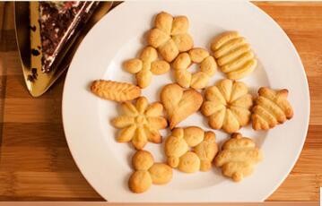 FBT010605 for wholesales cookie press decoration kit Includes 12 Fit Right cookie disc shapes