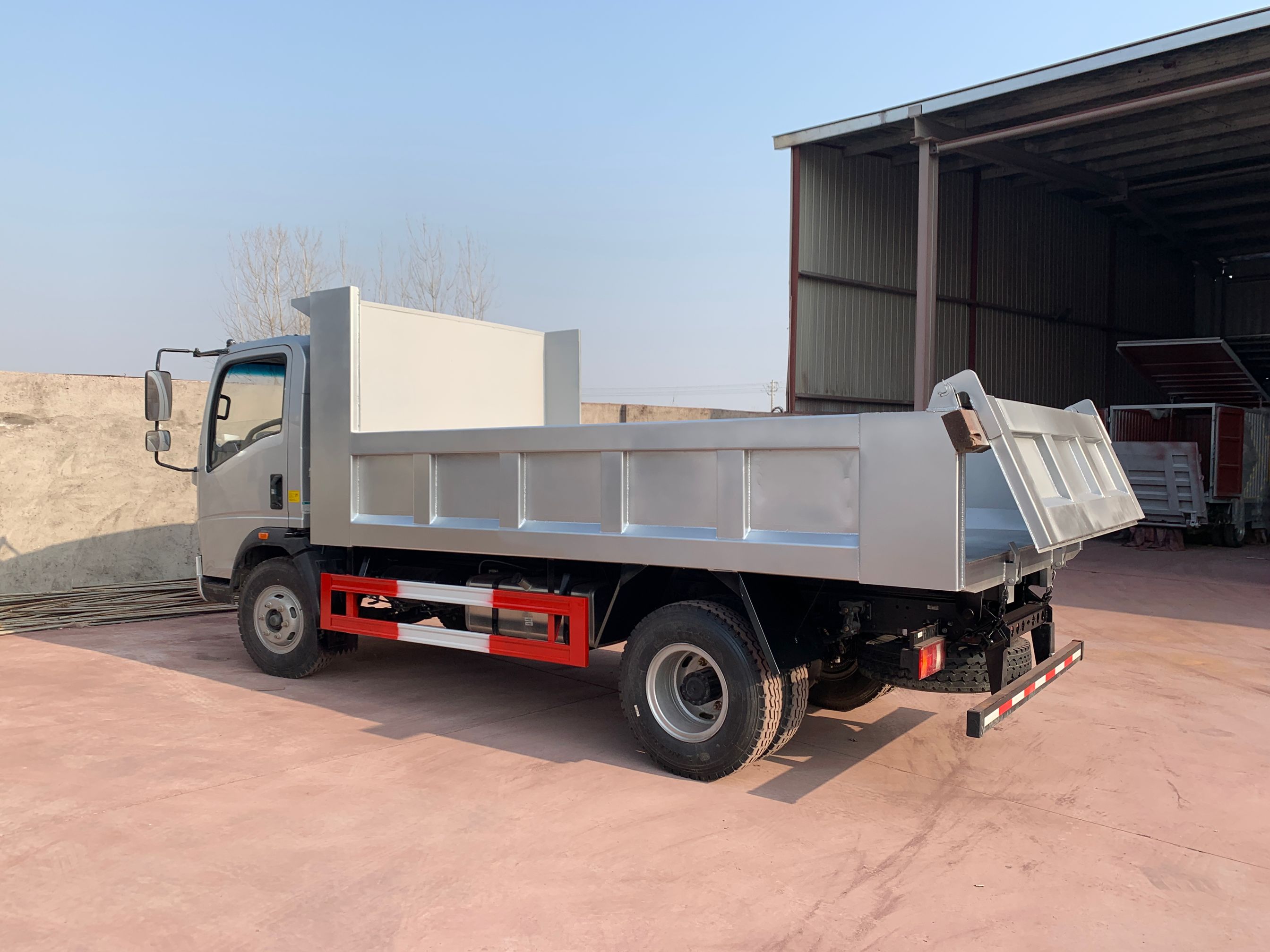 116 hp howo sand stone transport small mini remote control tipper truck