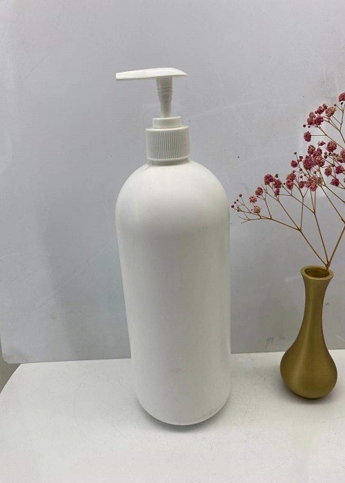 270ML Empty White Shampoo Bottles with Flip Top Cap, BPA-Free, Lightweight Body Wash Bottles,