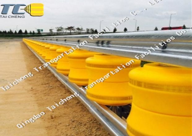 High Speed Tunnel Entrance Rolling Guardrail Barrier Cliff Sharp Turn Protection