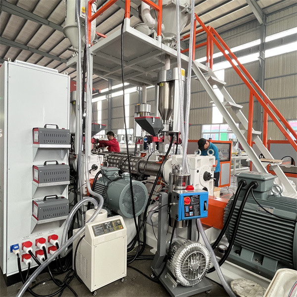 16-200mm PPH/PVDF Chemical Pipe Production Line with 50kw Heating Power