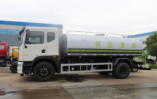 Dongfeng 10cbm water tanker truck drinking water transportatiotn stainless steel tanker