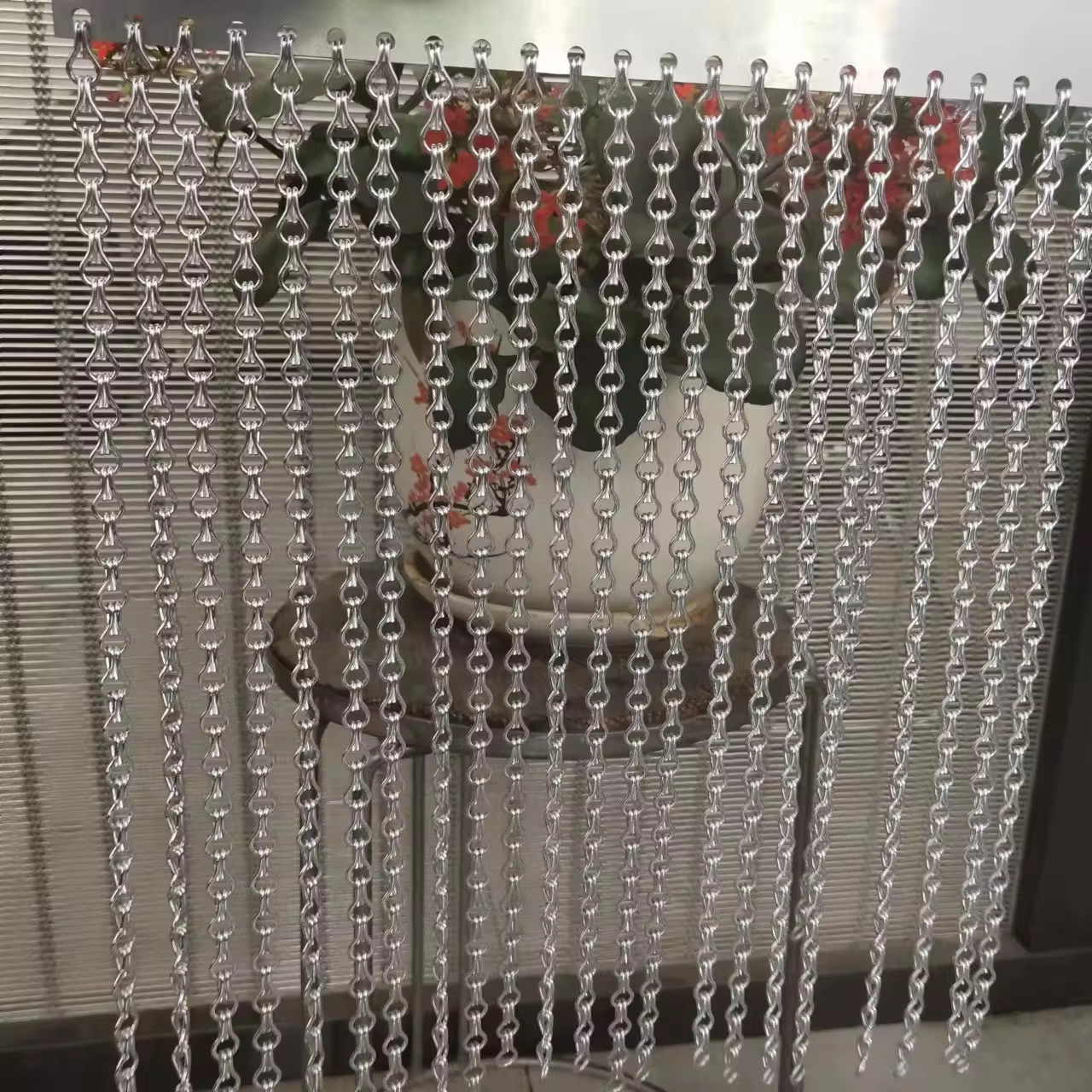 Durability Aluminium Chain Fly Screen With Good Ventilation Custom Curtain Pattern