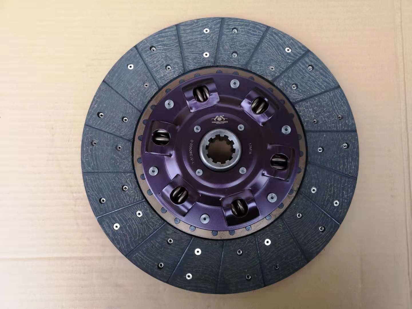 380 * 10 1312409020 ISUZU Clutch Disc Smaller Middle Shaft For FVR And LT MT Buses