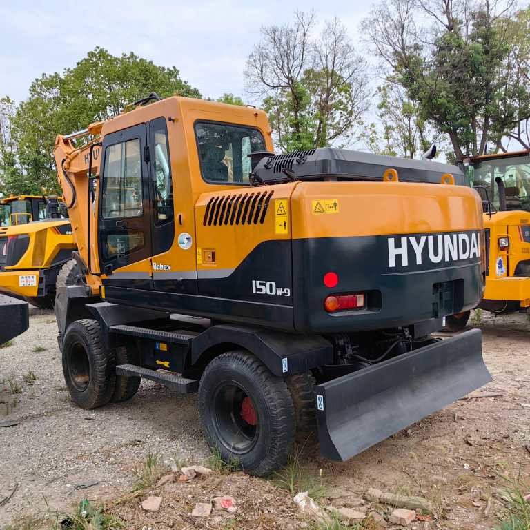 Used Hyundai 150w-9 Wheel Excavator Used Korean Excavator With Excellent Condition