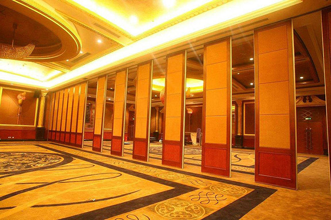 OEM ODM Acoustic Sliding Folding Partition Divider Wall For Hotel