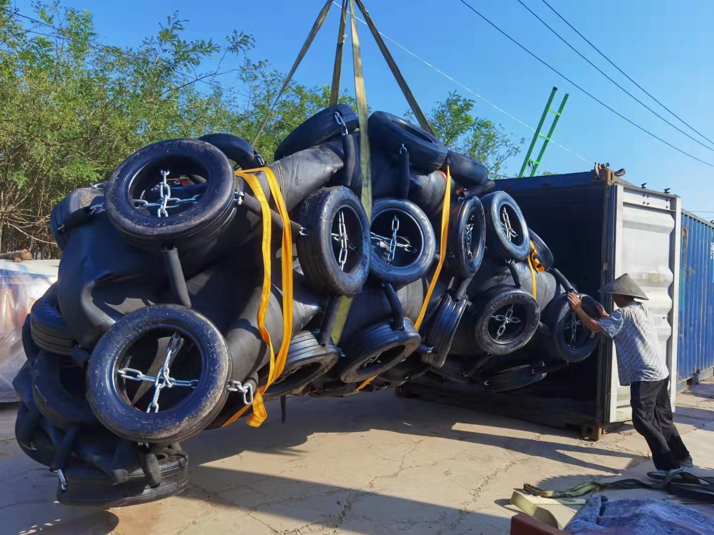 BV Certificate Yokohama Rubber Fender 50Kpa 80Kpa IS017357 Standard
