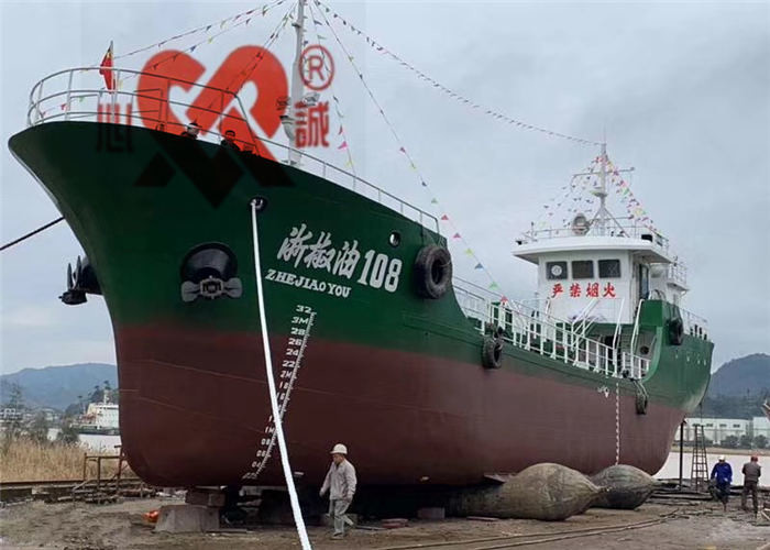 1.0m-2.5m Marine Airbag For Ship Launching ，Marine Rubber Airbag