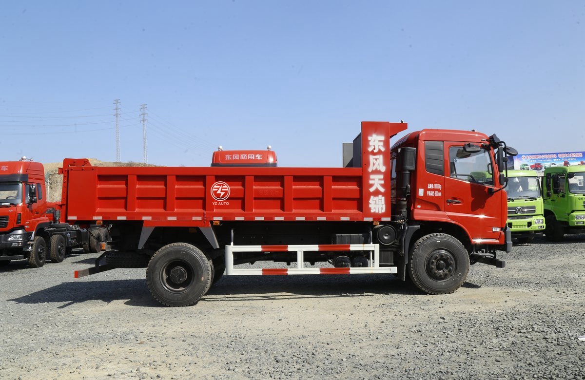Fast Gear Box 4X2 Mini Dump Truck For Heavy Duty Transportation