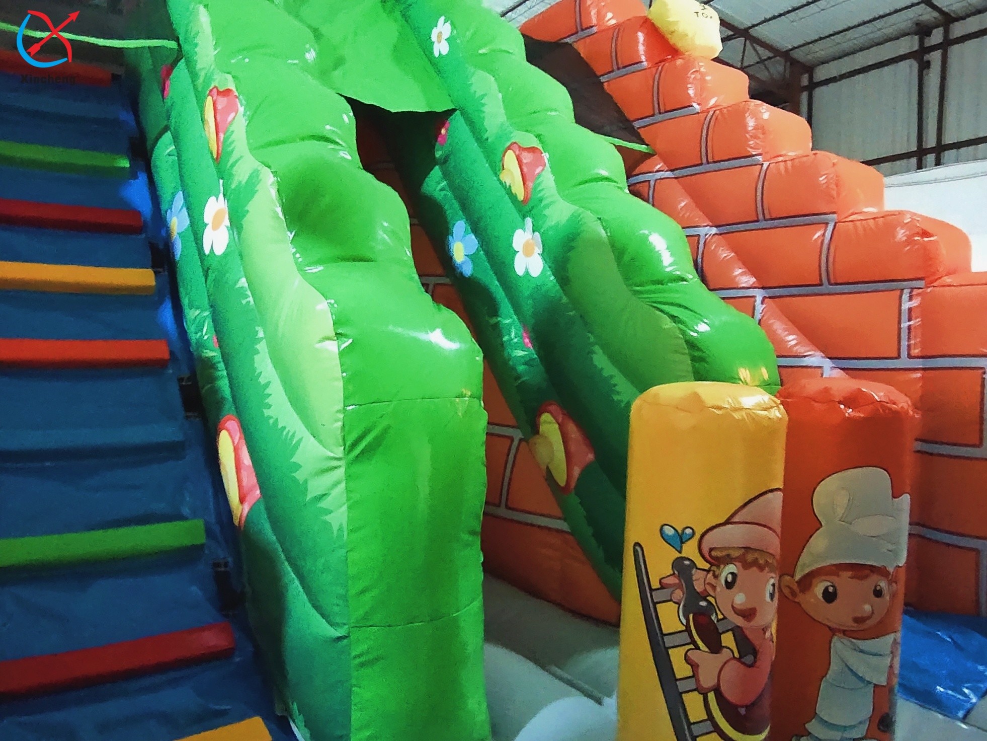 Factory New Design Children's Bouncy Castle Air Bounce House Slide Inflatable Slide