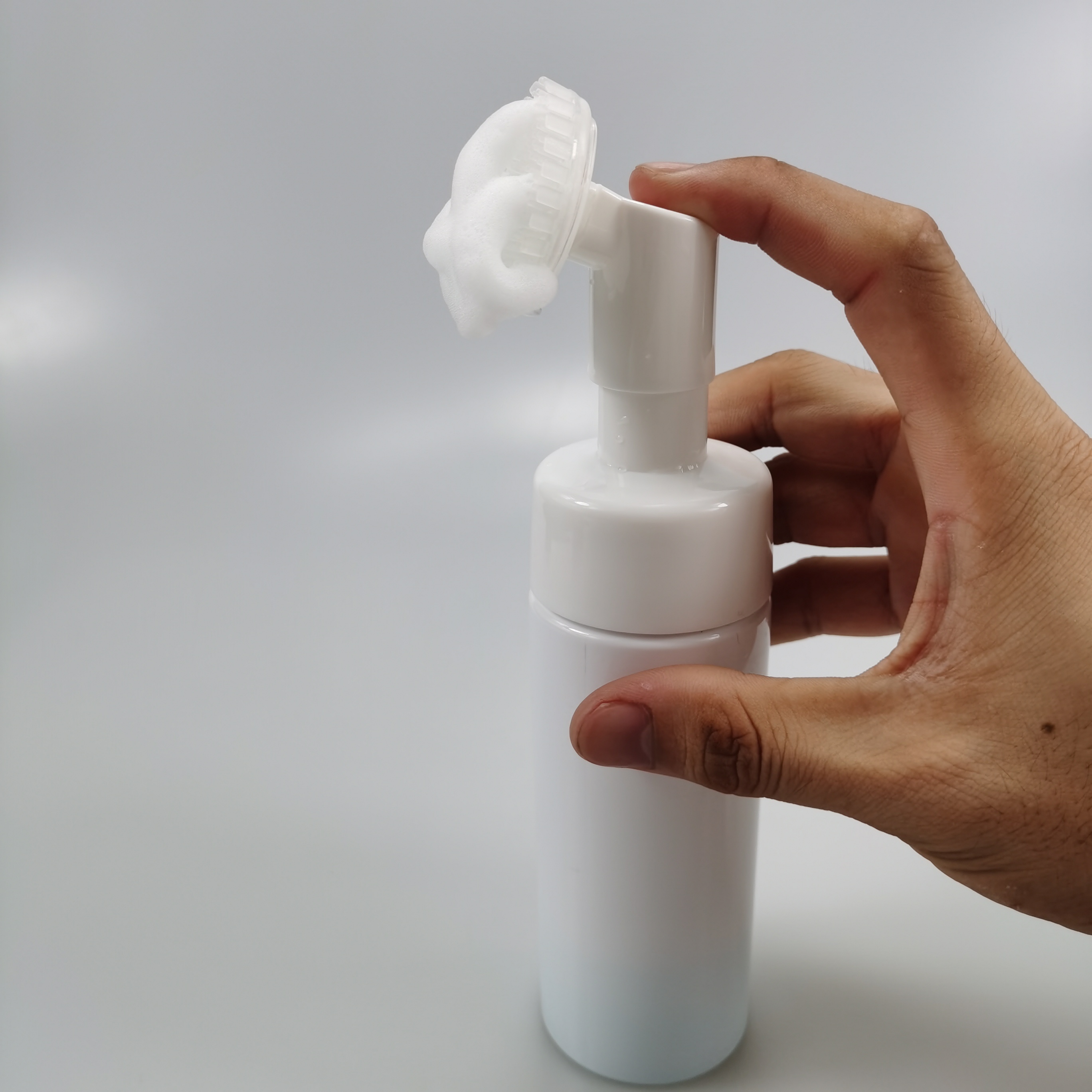 Facial Cleanser Foam Bottle 100ml Personal Care Products Cosmetic Bottle with Foam Pump