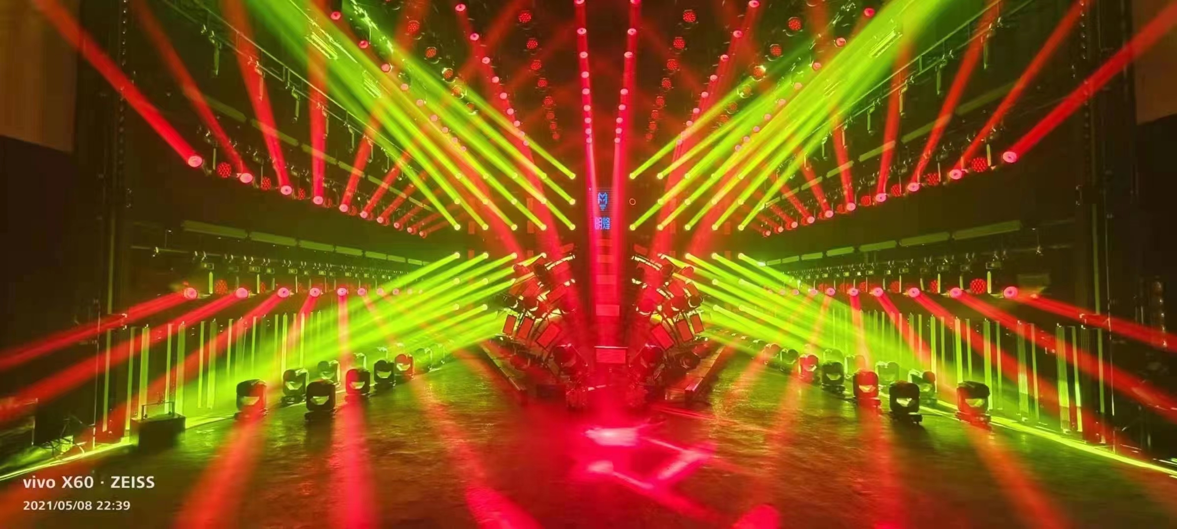 50/60HZ Voltage Nightclub Wedding Smoke Machine with Customized Colored Smoke Effects