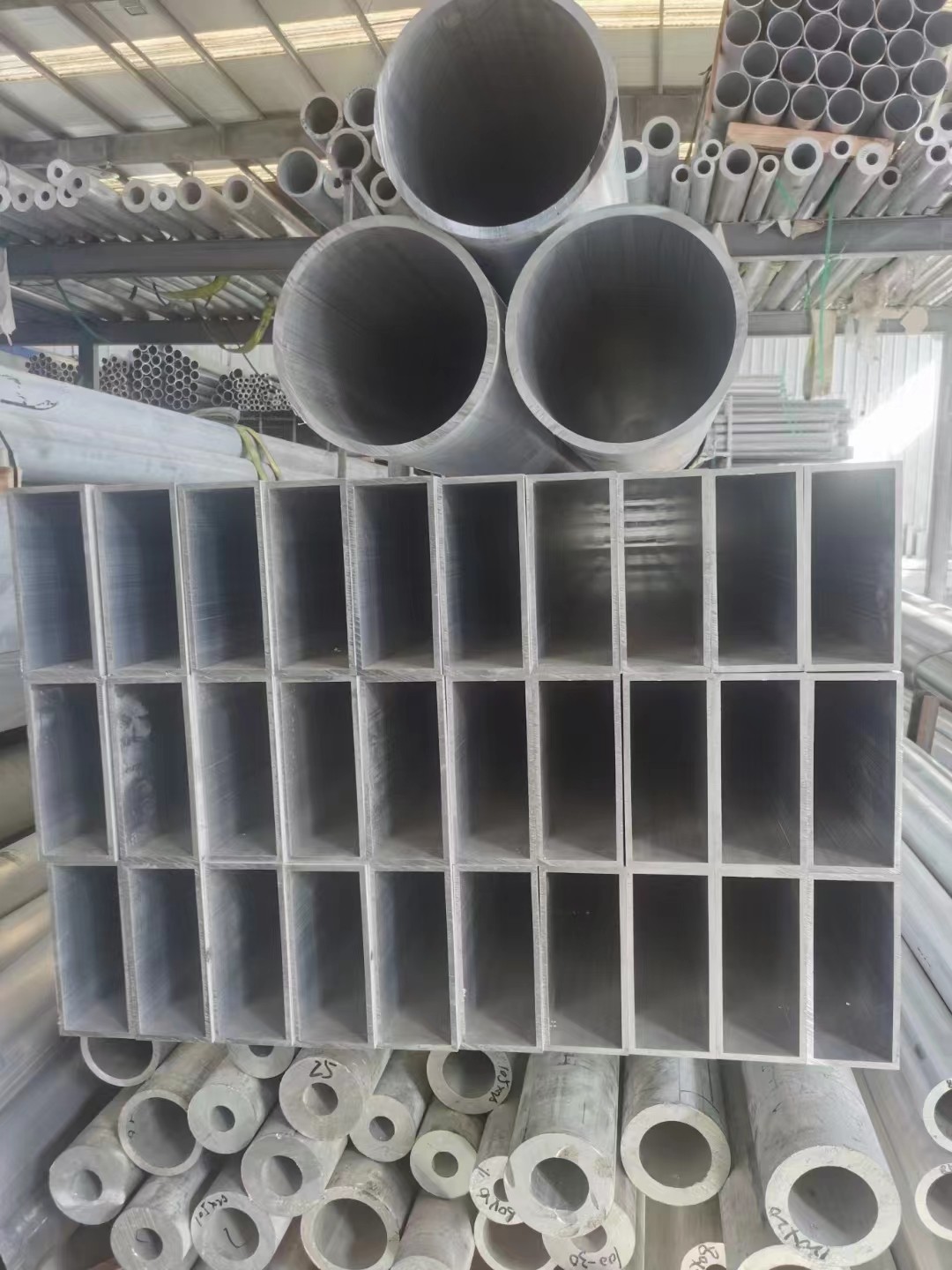 Square Aluminium Tube Rectangular Aluminium Pipe