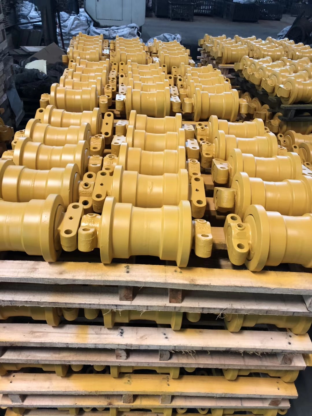 Double flange steel track roller for D4D bulldozer ITM Hardox400 material