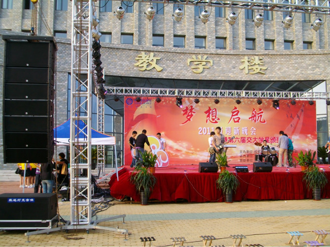 10 Inch Big Outdoor Line Array Speakers Sound And Light Truss System