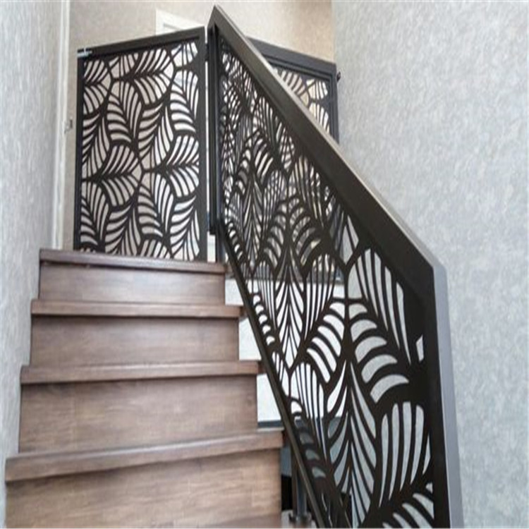Customised Size and Design Balcony Railings in Aluminium /Stainless Steel and Mild Steel