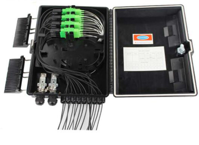 Waterproof Terminal Box 2 Inlet 16 Outlet 16 Ports Ftth Fiber Optic Distribution Box ABS/PC