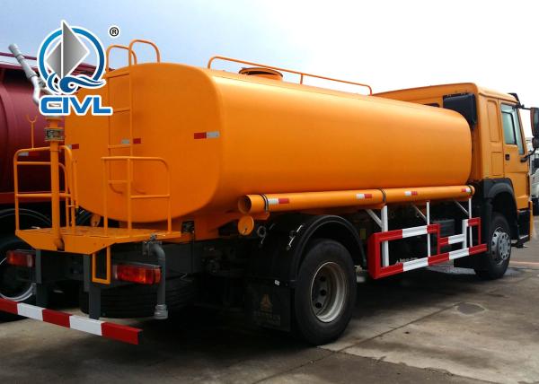 4x2 Sinotruk HOWO Water Sprinkler Truck Liquid Tanker Truck 10CBM With 360