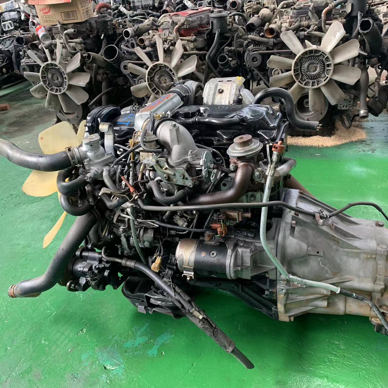 Used Boutique Toyota 2Lt Diesel Engine Perfect for Overbearing Prado and Pickup Trucks
