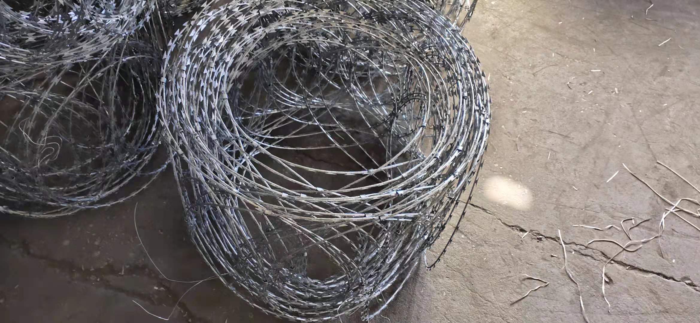 razor wire mesh
