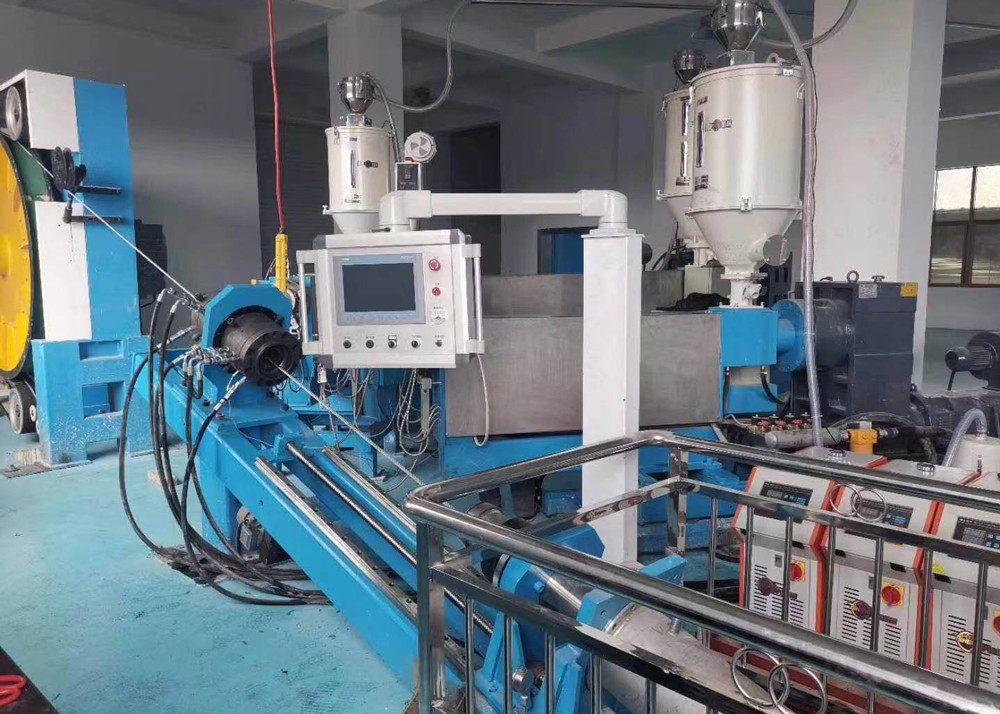 XLPE 35-132 Kv CCV Line Power Cable Extruder Extrusion Producion Machine