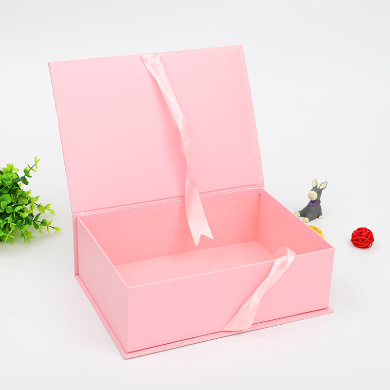Cardboard Magnetic Gift Packaging Paper Box With Ribbon for Your Specific Request