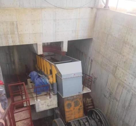 120-280TPH Grey And Yellow Apron Plate Feeder For Industrial Use