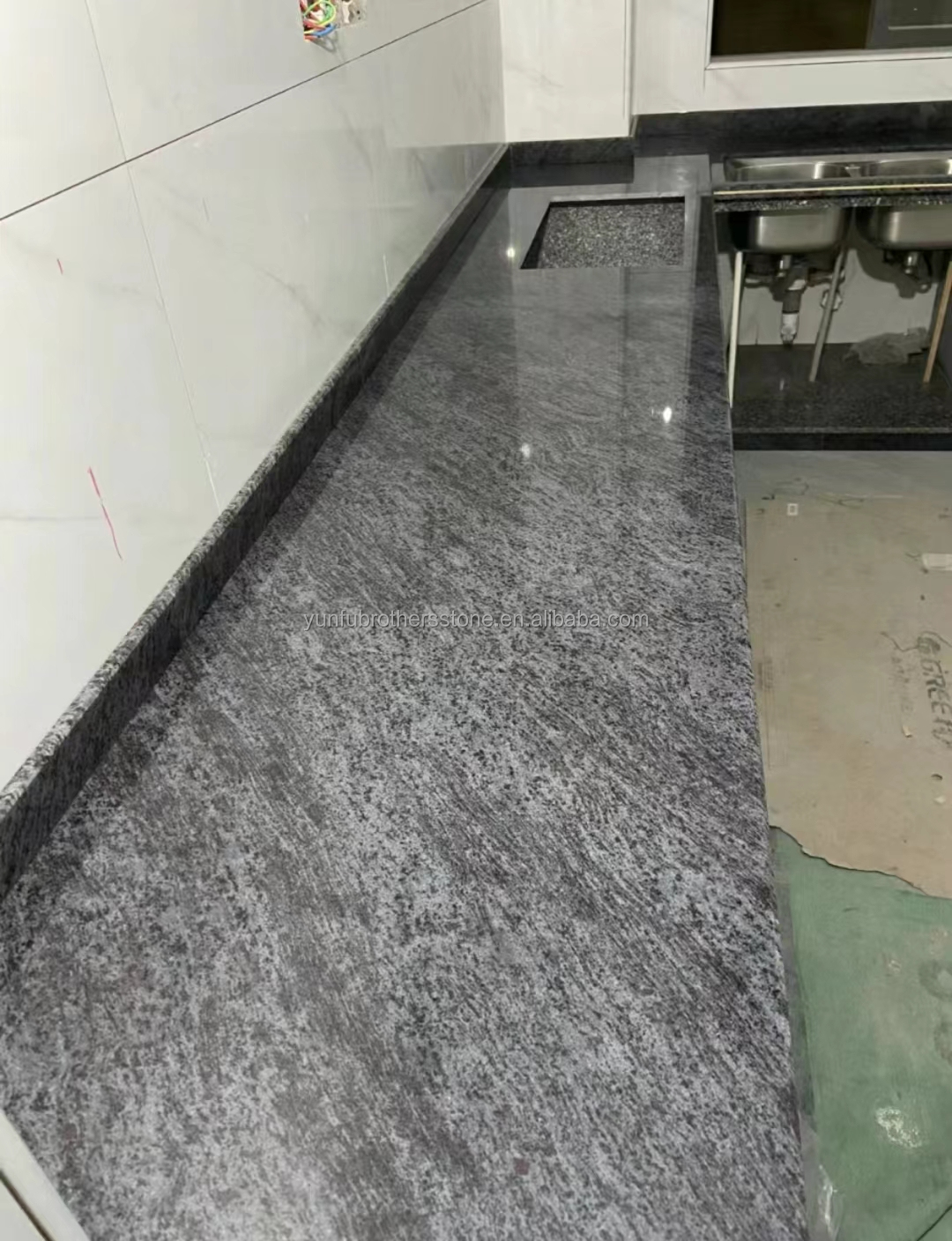 Polished Vizag Blue Granite Tiles in Modern Style for Kitchen Countertop and Flooring