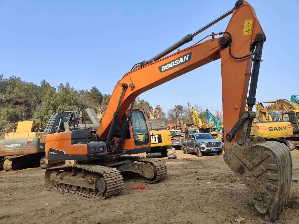 21 Tons Doosan DX215 Hydraulic Backhoe Excavator 0.92m³ Doosan Heavy Duty Digger