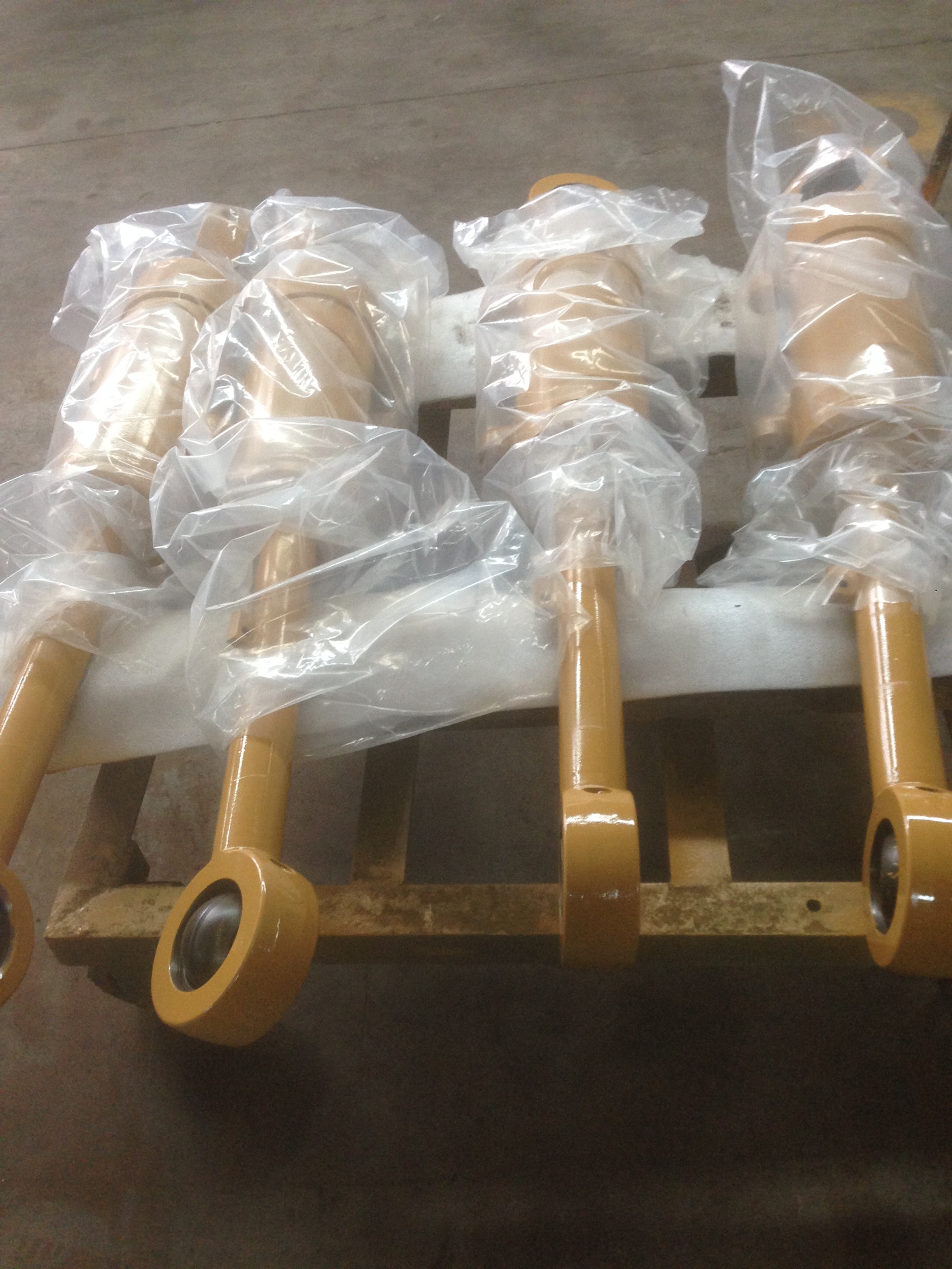 cat part number 3284267 hydraulic cylinder tractor, D6N