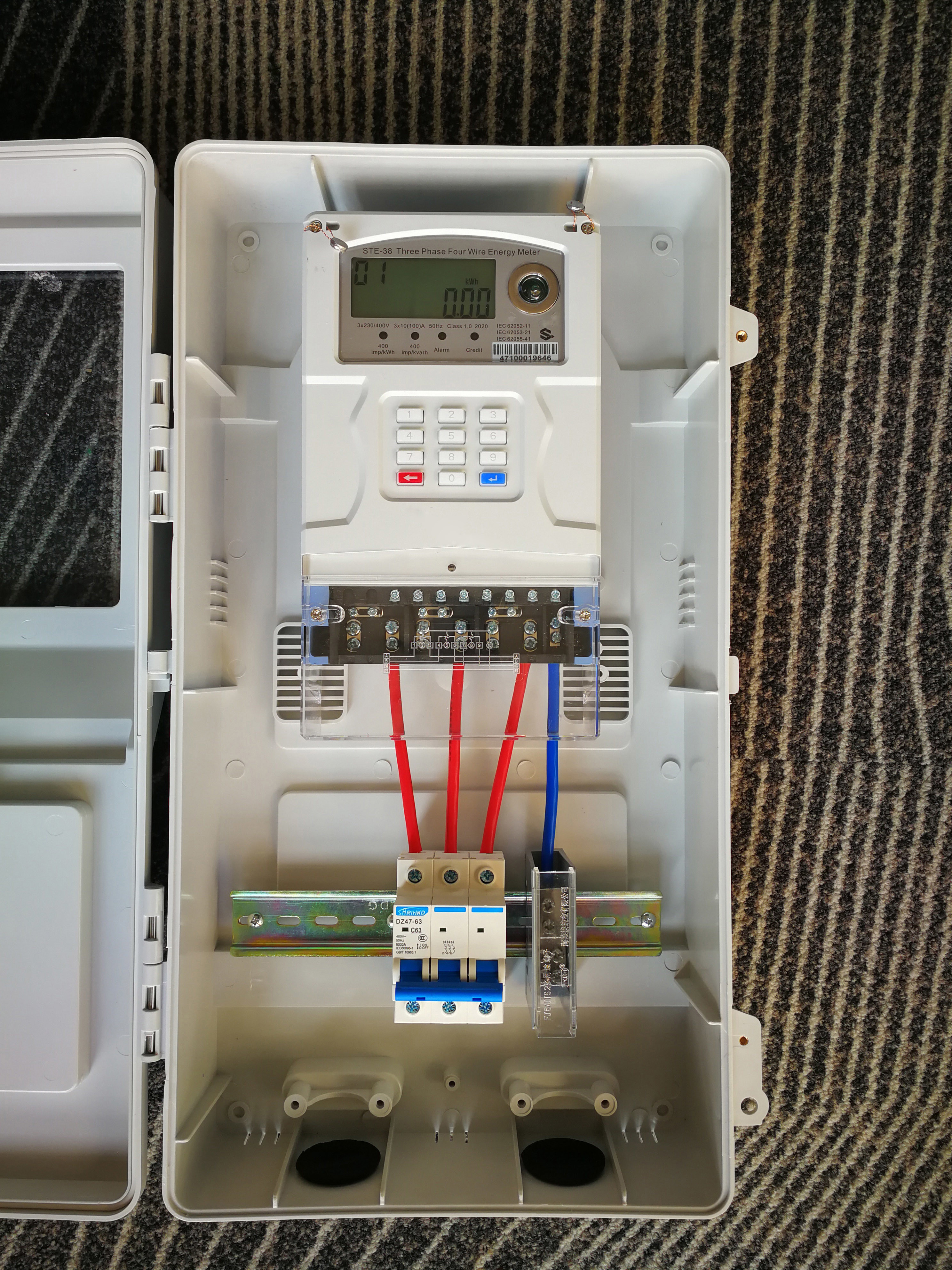 400V 400imp/KWh Smart Prepaid Electricity Meter With Circuit Breaker