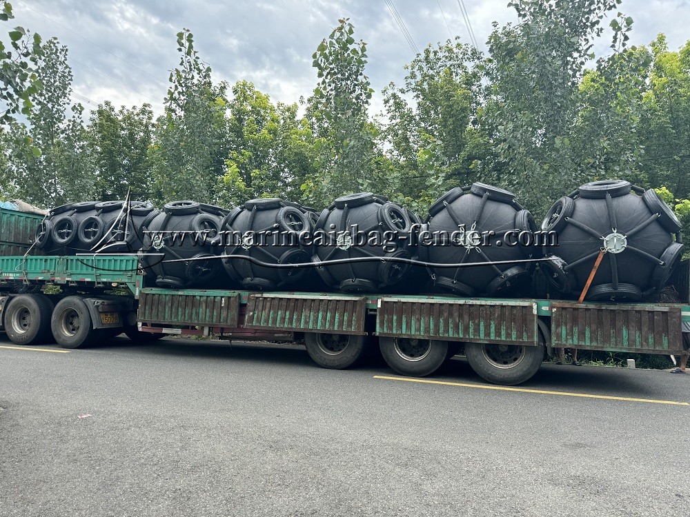 Long Lasting Hydro Yokohama Pneumatic Fender With BV Certificated