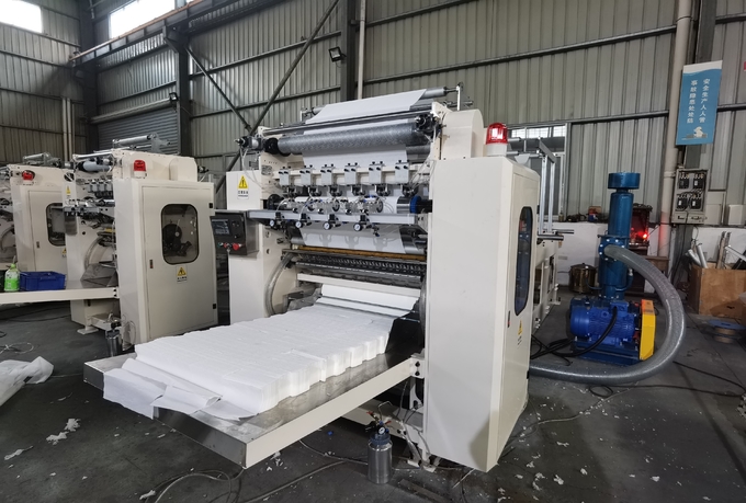 Fully Automatic Facial Tissue Folding Machine PLC 60-100 M/Min Speed