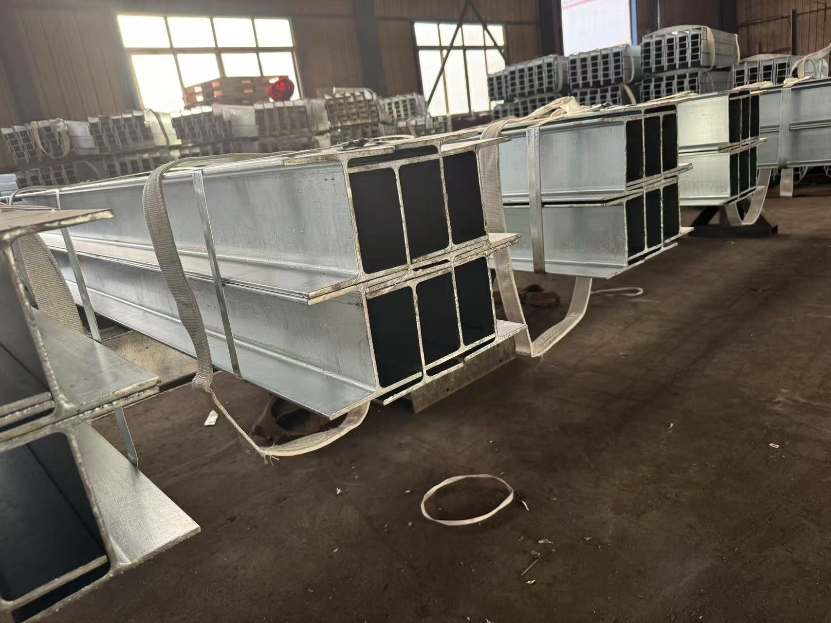 Galvanized H Steel Beam Hot Dip Anti Rust Structural Steel For Construction Projects