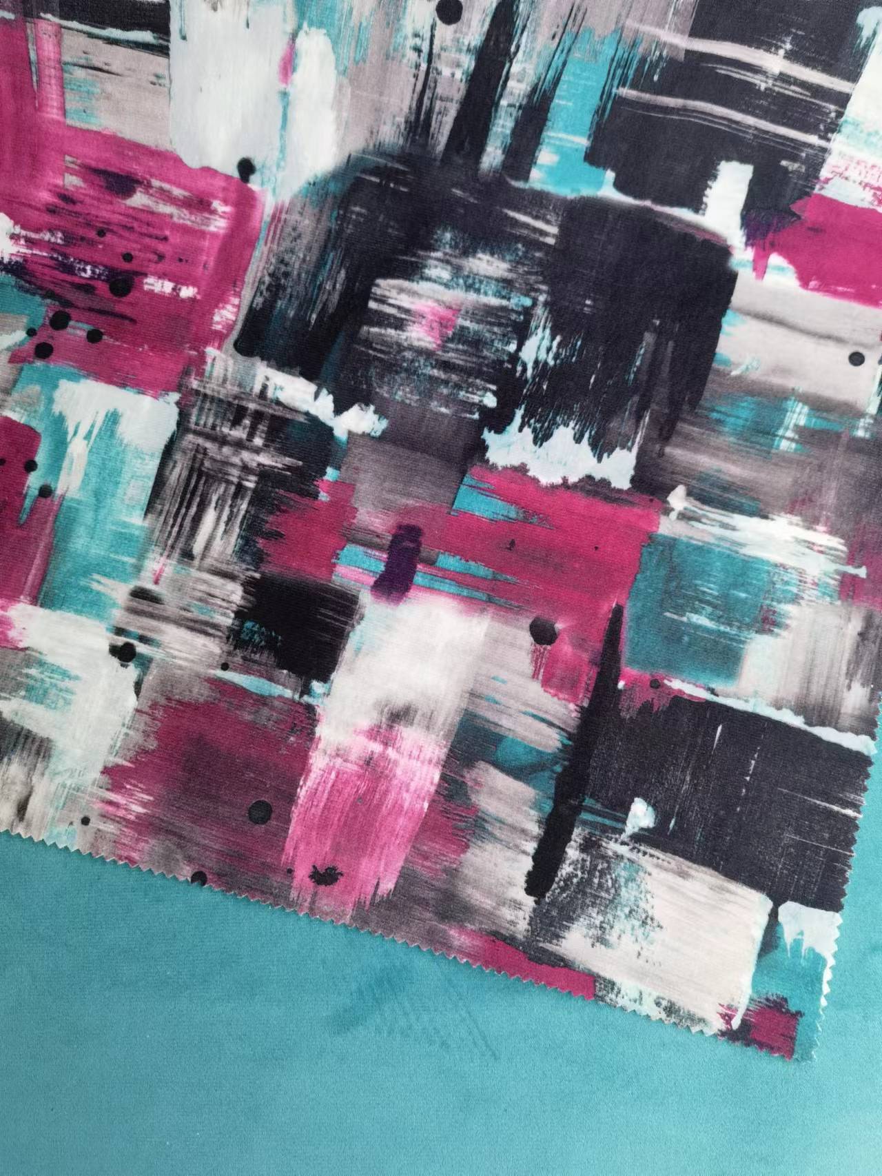 Anti Static Colorful Digital Print Upholstery Fabric Printed Velvet Upholstery Fabric