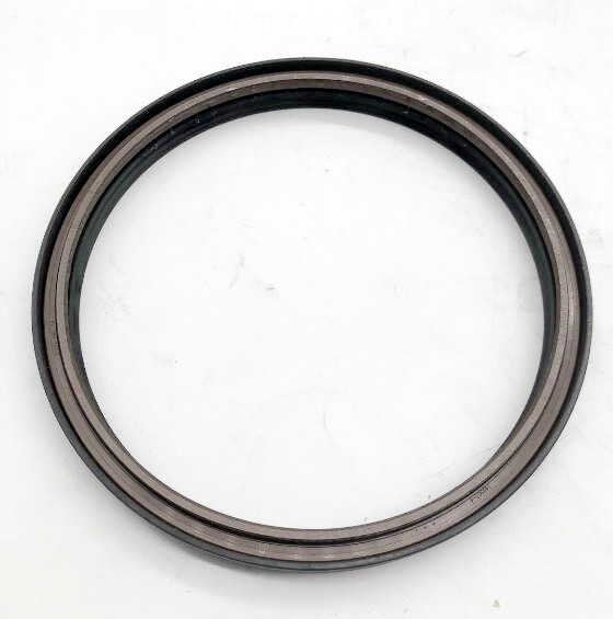 Hot Selling Original FAW Truck Oil Seal W3104045B01D For FAW