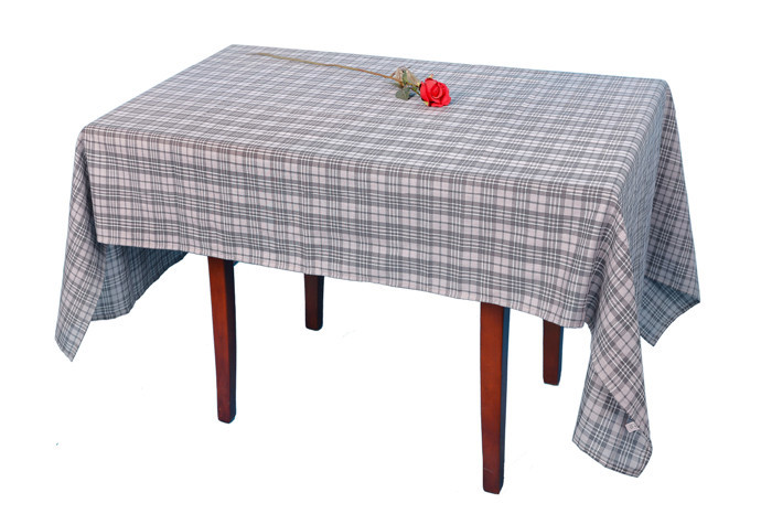 Soft Touching Checkered Table Cloth Square Shape For Household Parties