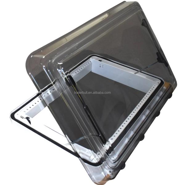 Crank-Operated RW3 700x500 Roof Hatches A Must-Have for DIY Cab-over Truck