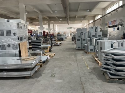 Mobile Base Stations Server Rack Enclosures , 19 Inch Data Cabinet