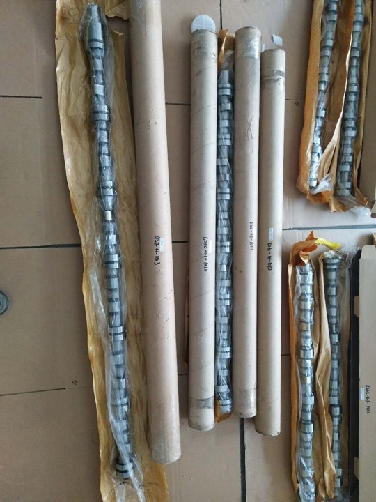 komatsu camshaft : 6D155 engine 6217-41-1103 6D105 engine 6137-41-1220 6D114 engine 6745-41-1110 4D130 6115-21-2211