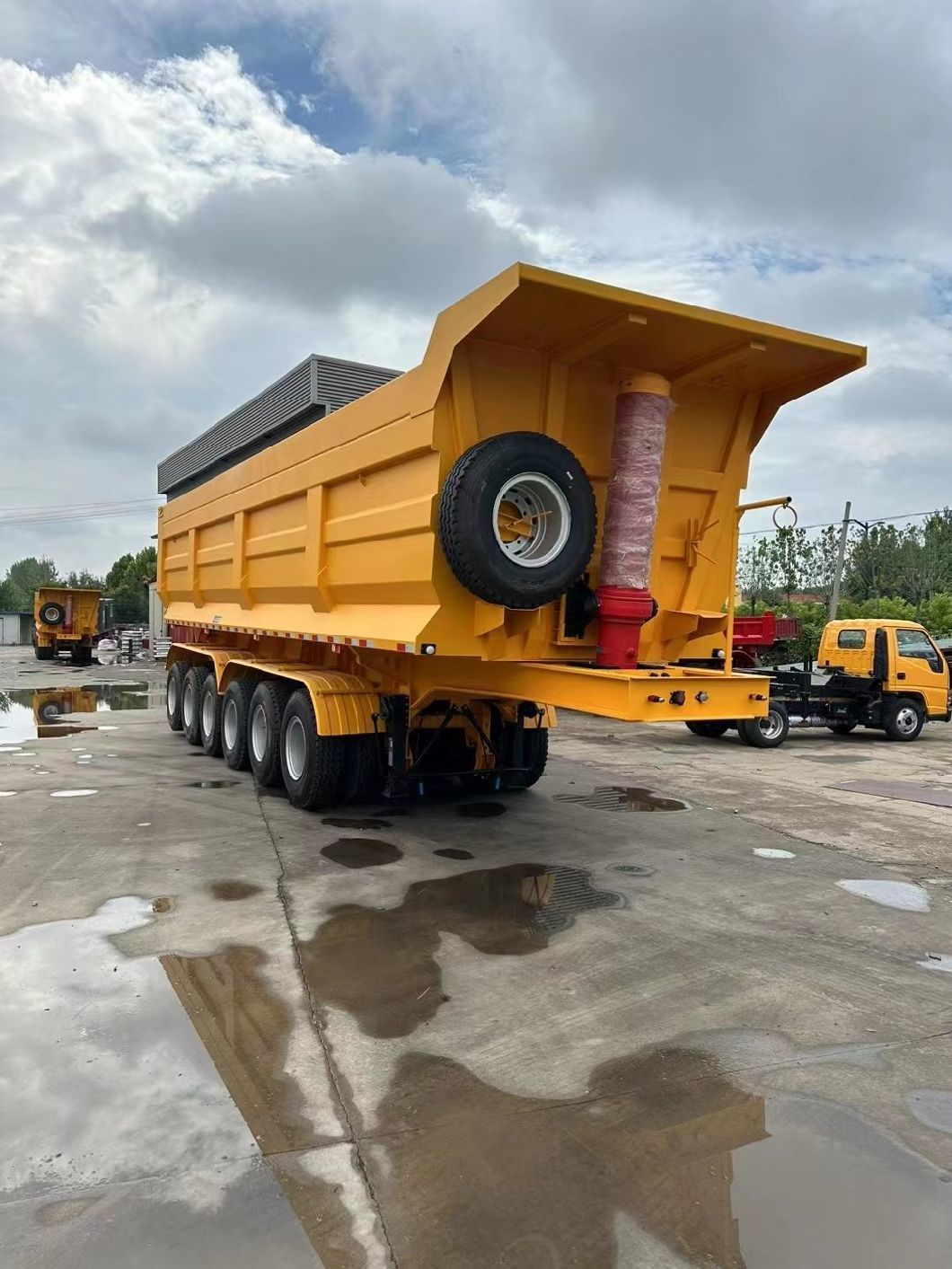Anton 4 Axle Premium Capacity Dump Trailer Rear Dump Semi-Trailer