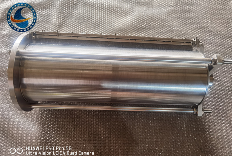 Durable Efficient Ss316l Wedge Wire Screen Pipe 100 Micron High Strength