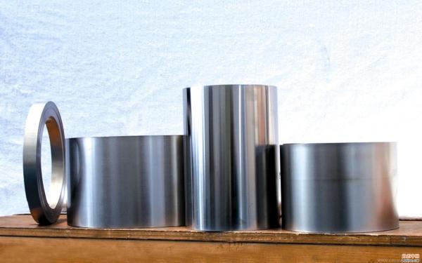 High strength 3Cr13 Stainless Steel Coils with 0.1-0.8mm thickness and 10-240mm